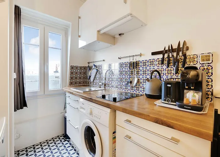 Hébergement de vacances Charming - 18e Arrd - Mobility Lease *